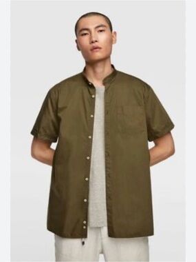 Zara Relaxed Fit Olive Green Short Sleeve Button Up Shirt Men’s L